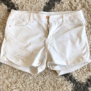 High waisted White Denim Shorts
